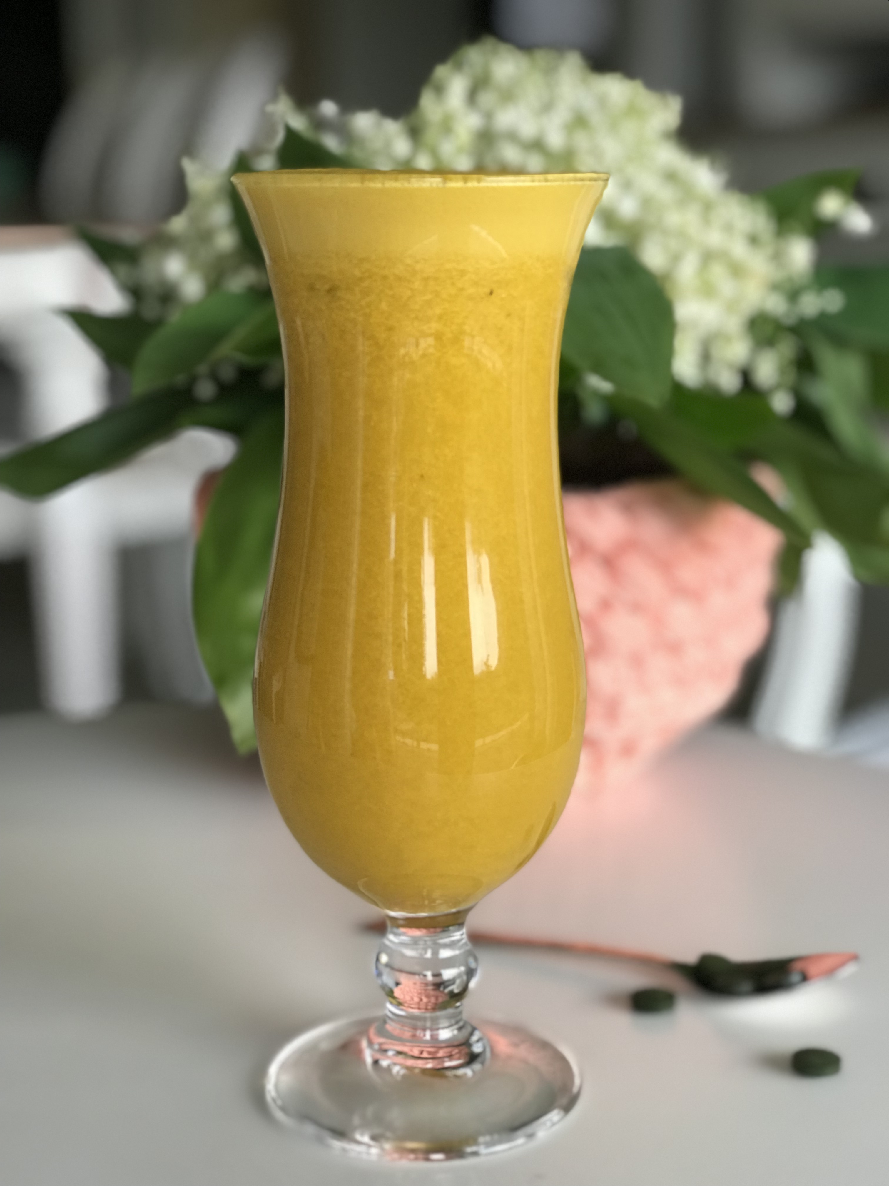 Băutura cu polen care te pune pe picioare